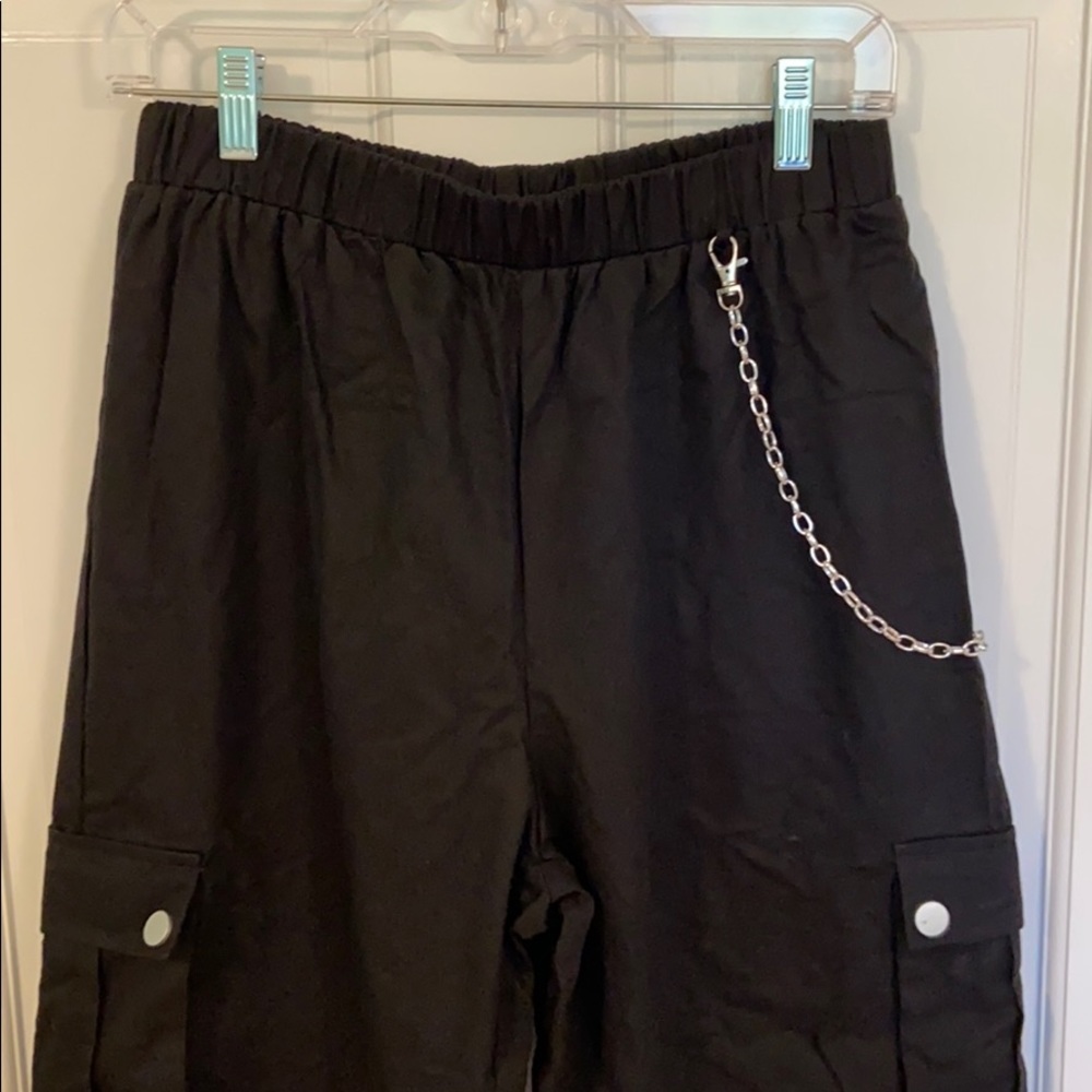 Trendy Joggers w/ Removable Chain - Picture 4 of 9